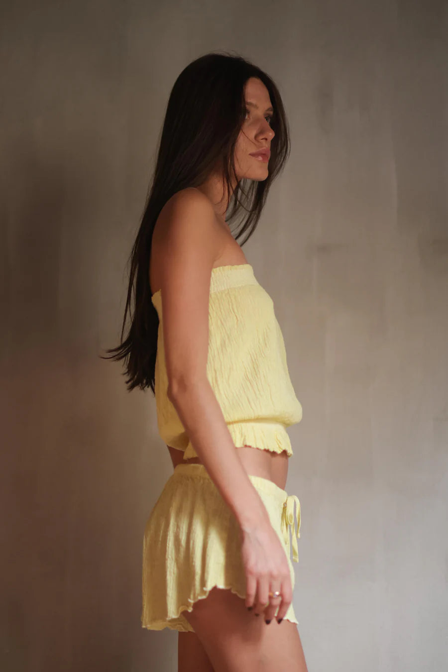 Short Ambar Amarillo