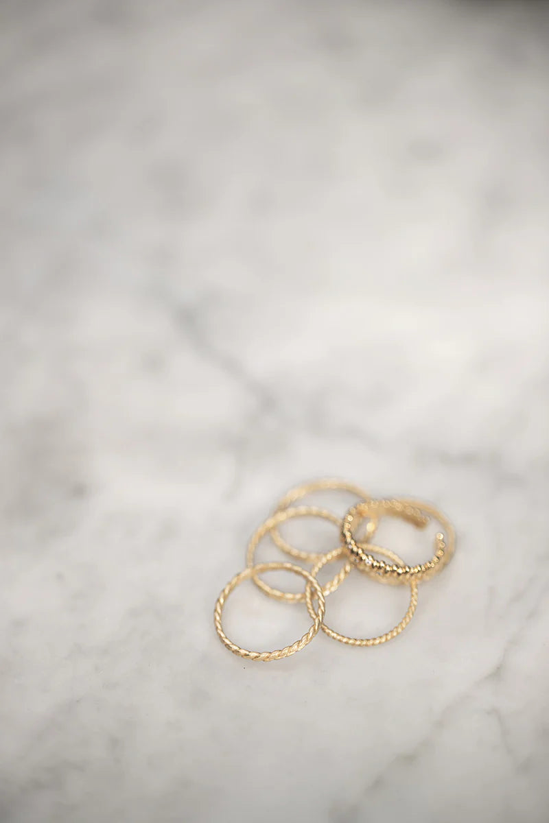 Tressia Anillo